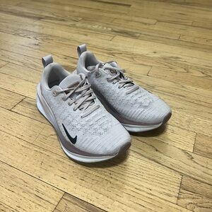 Nike Infinity Run